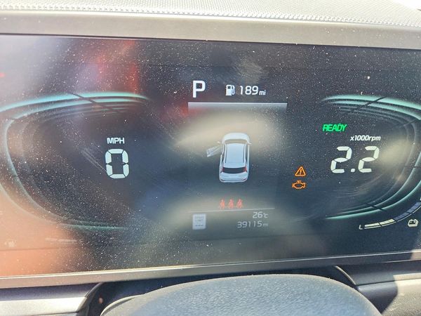 2025 KIA NIRO LX