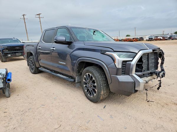 2025 TOYOTA TUNDRA Limited