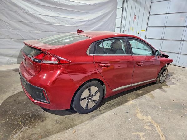 2020 HYUNDAI IONIQ SE
