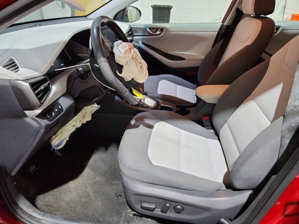 2020 HYUNDAI IONIQ SE