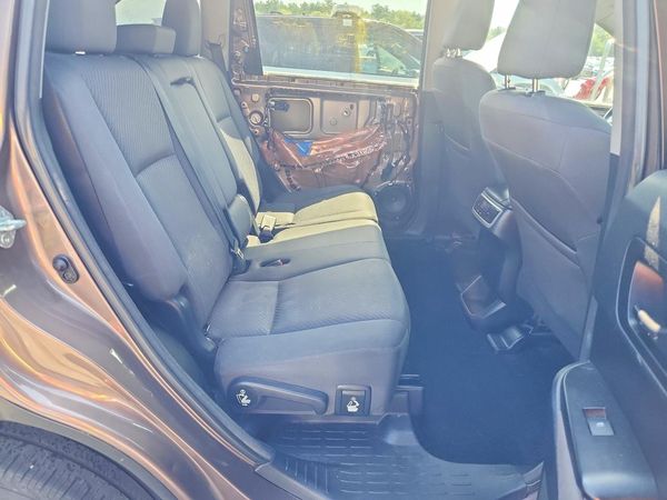 2017 TOYOTA HIGHLANDER LE/LE Plus