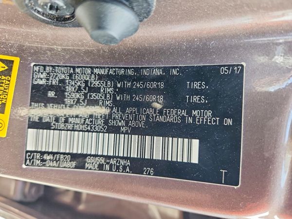 2017 TOYOTA HIGHLANDER LE/LE Plus