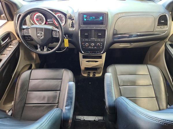2015 DODGE GRAND CARAVAN SE