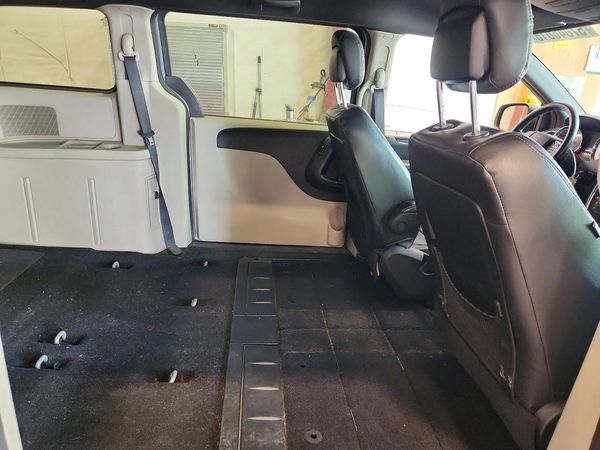 2015 DODGE GRAND CARAVAN SE