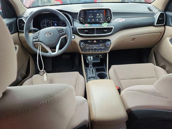 2020 HYUNDAI TUCSON