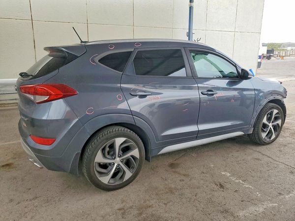 2017 HYUNDAI TUCSON