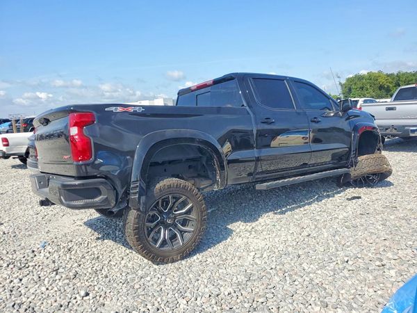 2025 CHEVROLET SILVERADO RST