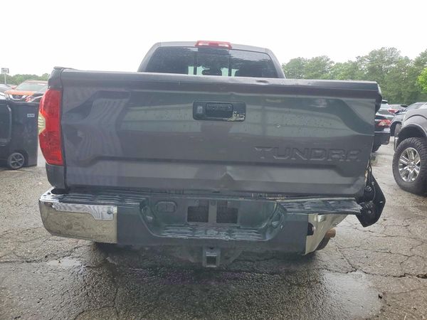 2018 TOYOTA TUNDRA