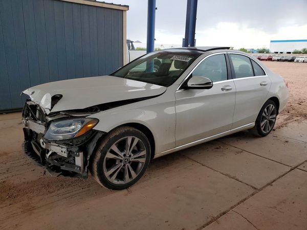 2017 MERCEDES-BENZ C C300-4M