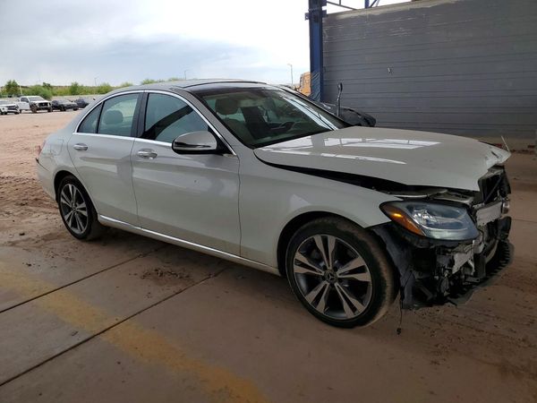2017 MERCEDES-BENZ C C300-4M