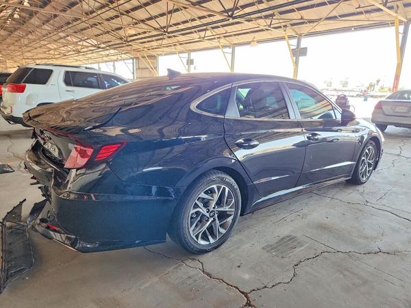 2022 HYUNDAI SONATA SEL