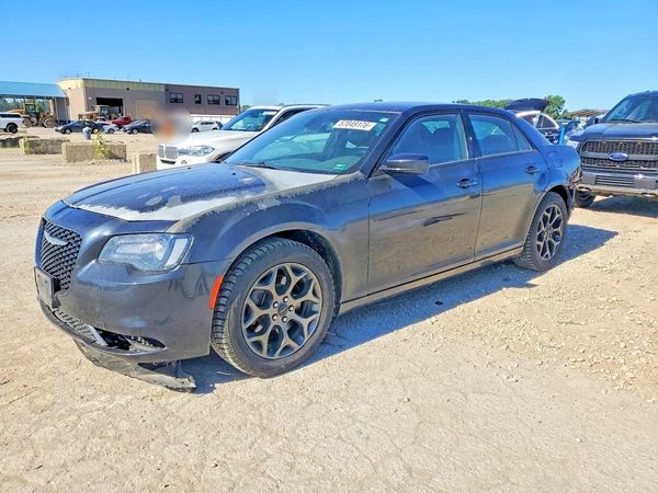 2018 CHRYSLER 300