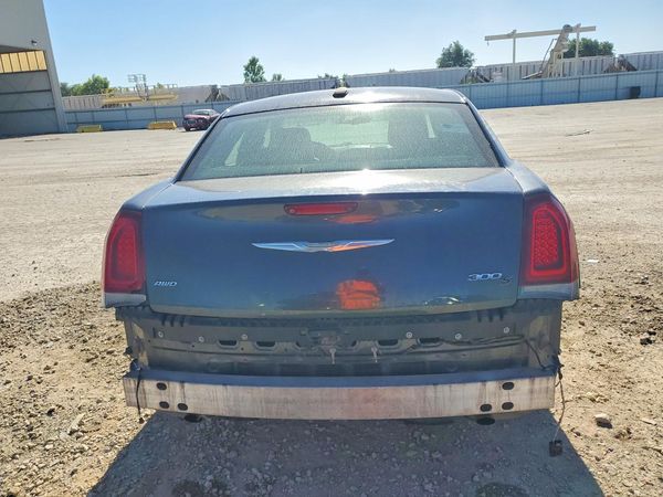 2018 CHRYSLER 300