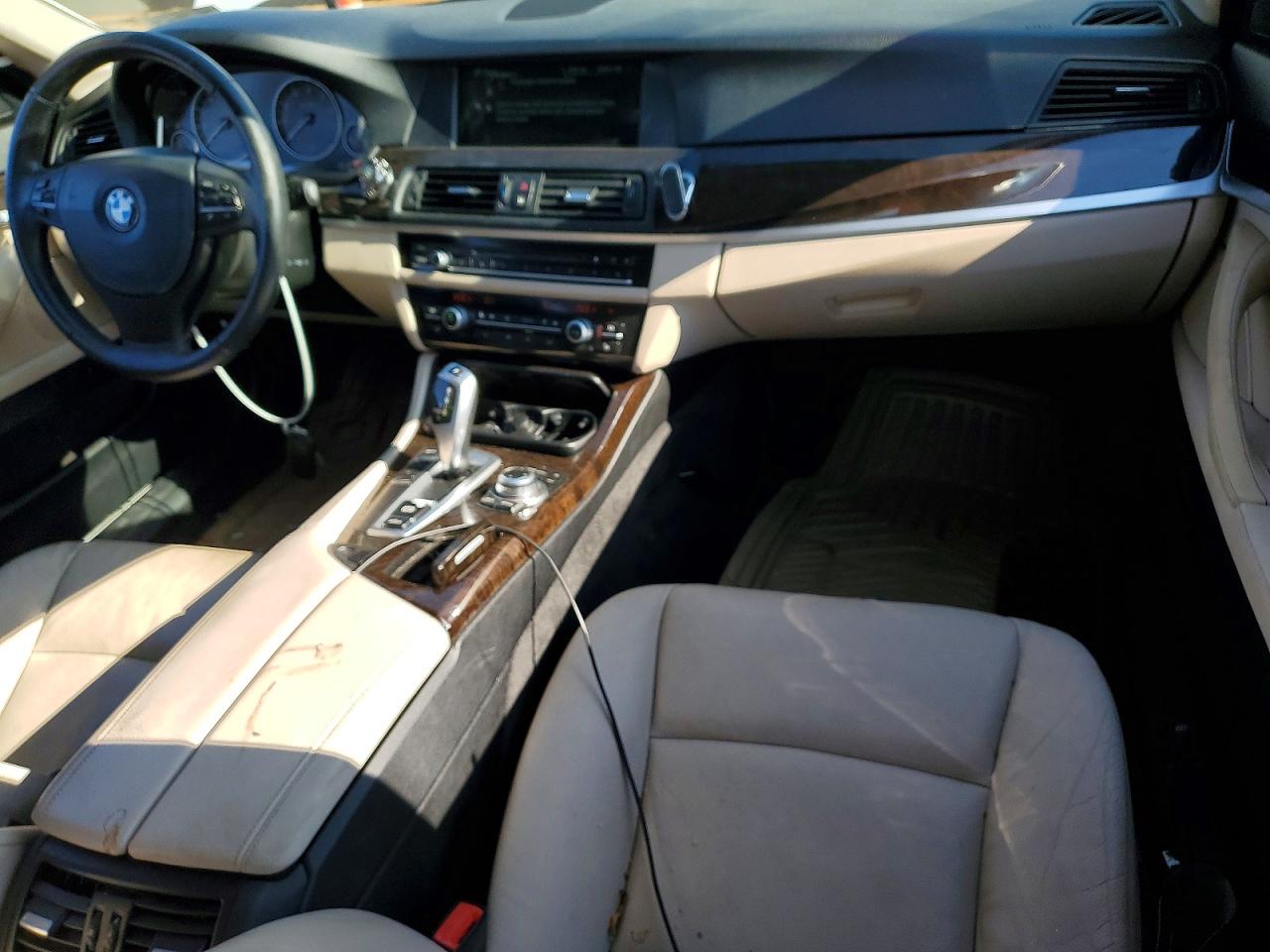 2013 BMW 528