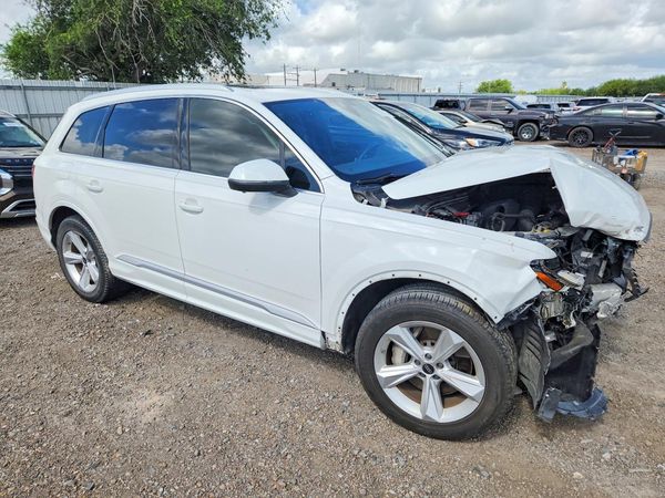 2023 AUDI Q7