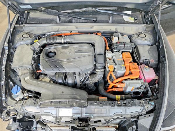 2023 HYUNDAI SONATA HYBRID Limited