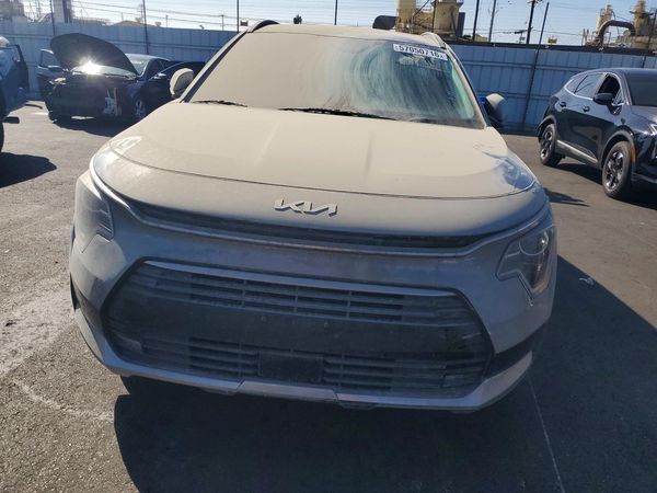 2024 KIA NIRO