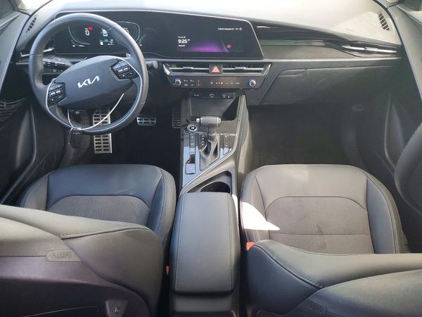 2024 KIA NIRO