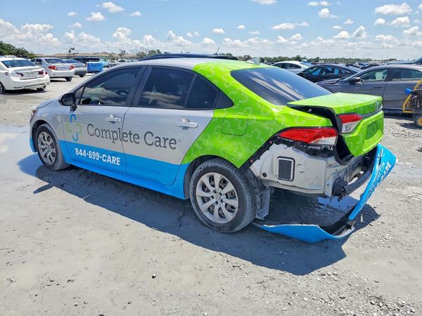 2022 TOYOTA COROLLA