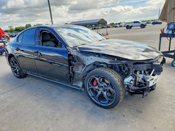 2018 ALFA ROMEO GIULIA TI AWD