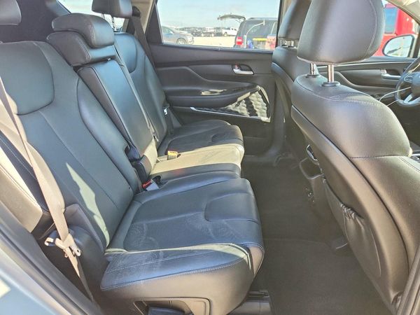 2019 HYUNDAI SANTA FE Limited, Ultimate