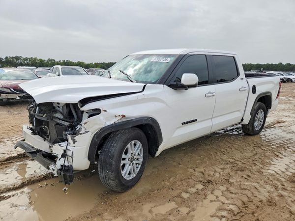 2025 TOYOTA TUNDRA