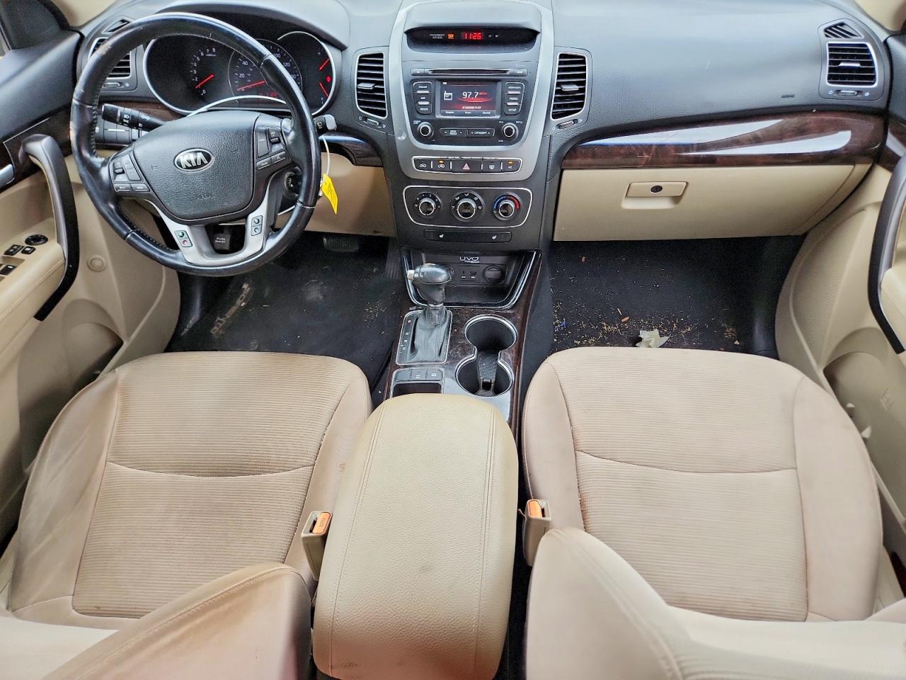 2015 KIA SORENTO GL