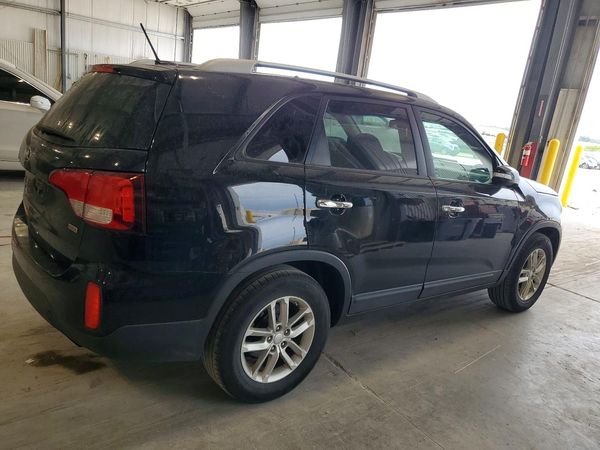2015 KIA SORENTO GL