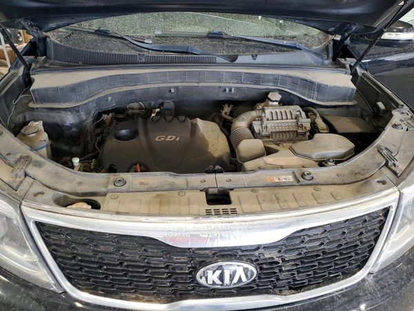2015 KIA SORENTO GL