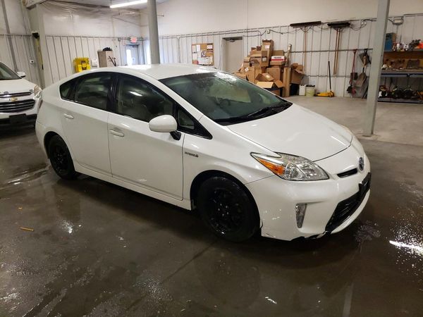 2013 TOYOTA PRIUS