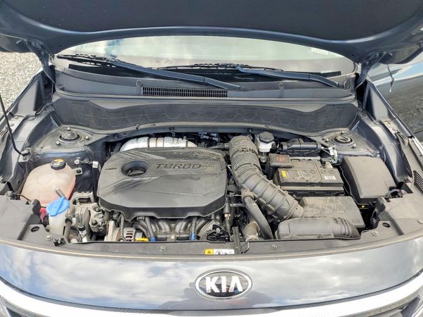 2021 KIA SELTOS S