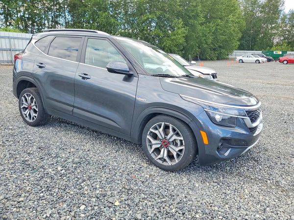 2021 KIA SELTOS S
