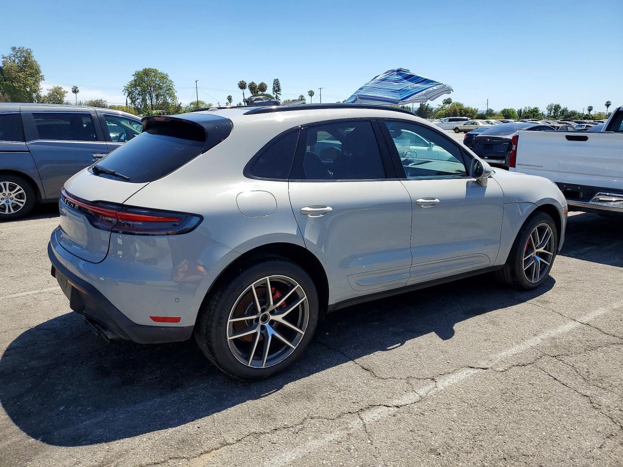 2022 PORSCHE MACAN S