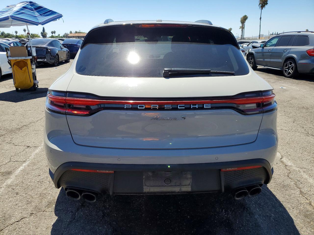 2022 PORSCHE MACAN S