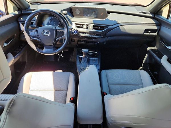 2019 LEXUS UX