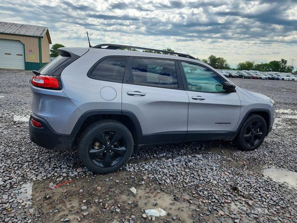 2018 JEEP CHEROKEE LATITUDE FWD