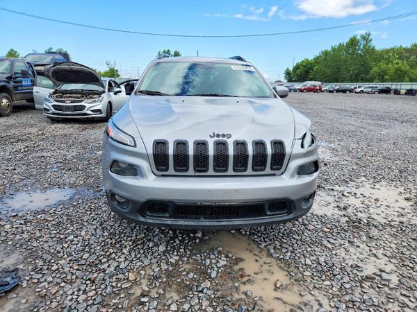 2018 JEEP CHEROKEE LATITUDE FWD