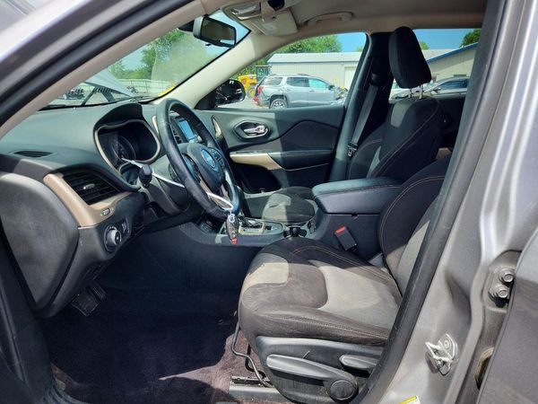 2018 JEEP CHEROKEE LATITUDE FWD