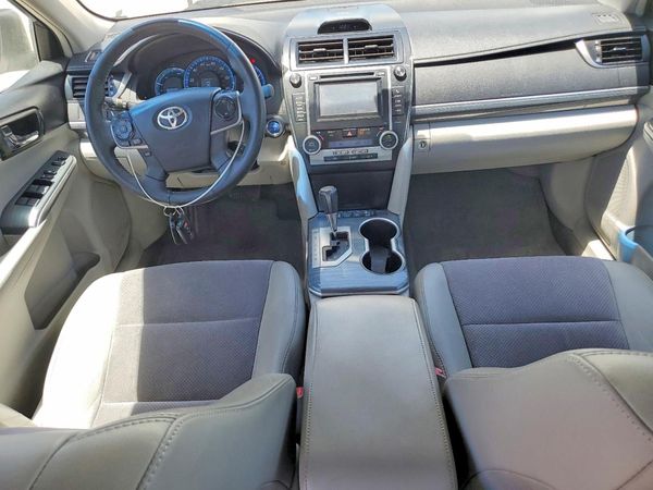2012 TOYOTA CAMRY SOLA Hybrid
