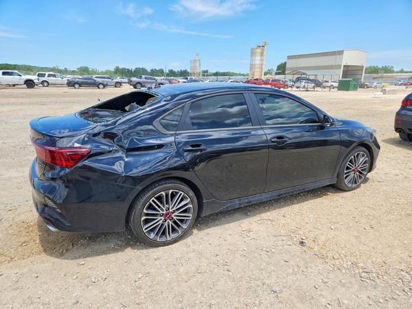 2022 KIA FORTE
