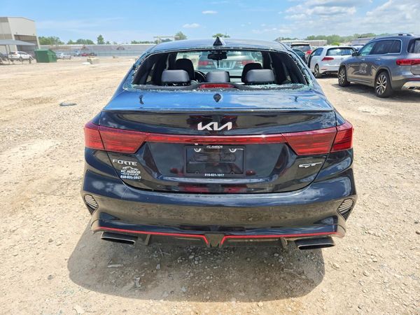 2022 KIA FORTE
