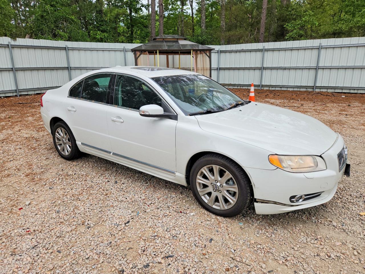 2010 VOLVO S80