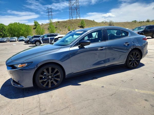 2022 MAZDA 3 Preferred Package
