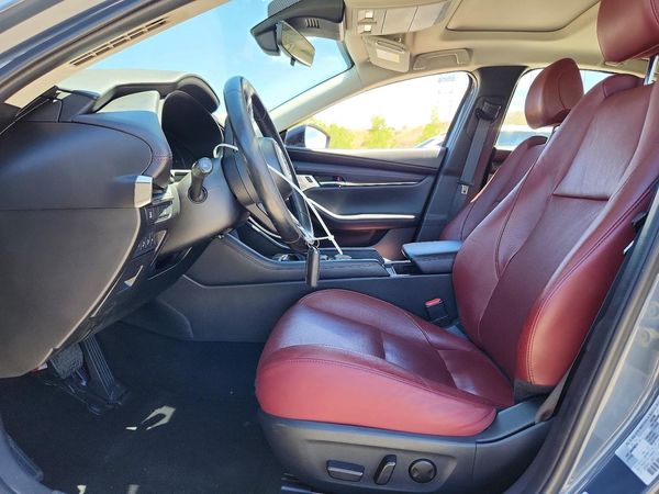 2022 MAZDA 3 Preferred Package