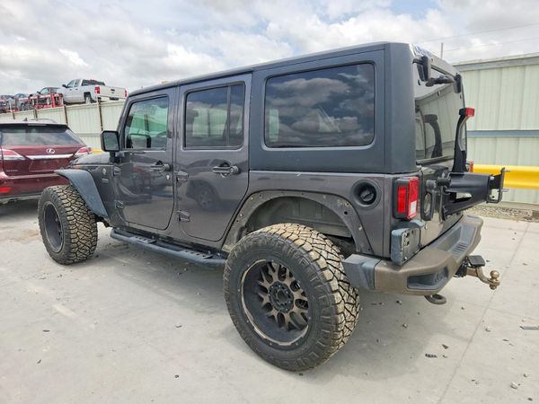 2016 JEEP WRANGLER UNLIMITED SAHARA 4X4