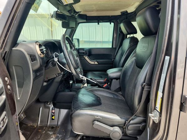2016 JEEP WRANGLER UNLIMITED SAHARA 4X4
