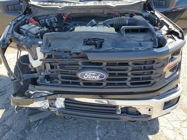 2024 FORD F150