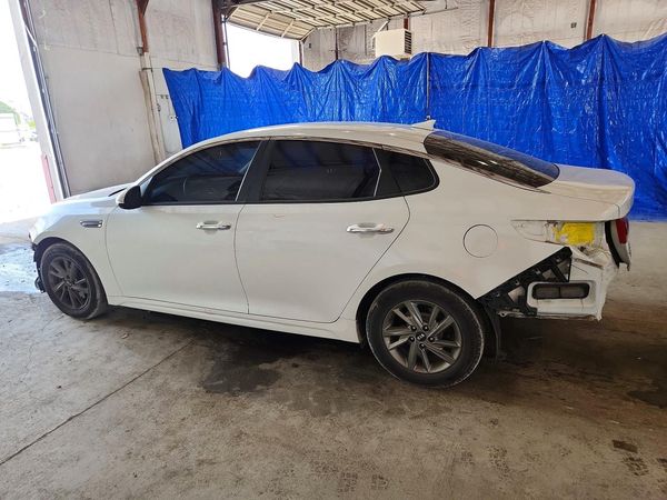 2019 KIA OPTIMA LX, S