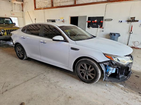 2019 KIA OPTIMA LX, S