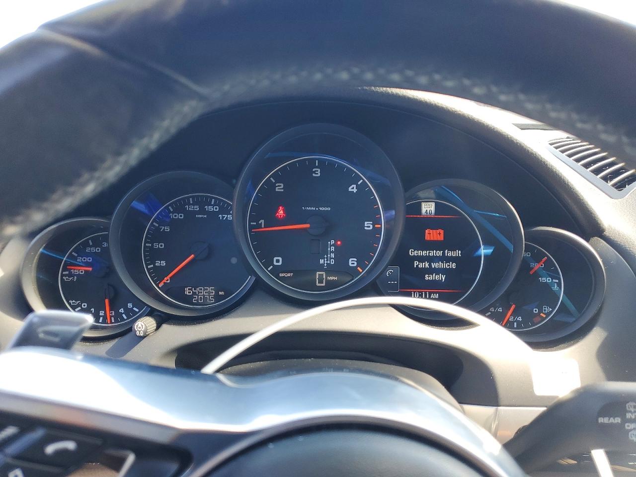 2015 PORSCHE CAYENNE
